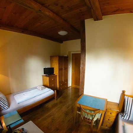 Stary Dum Hotel Cernosice Kültér fotó